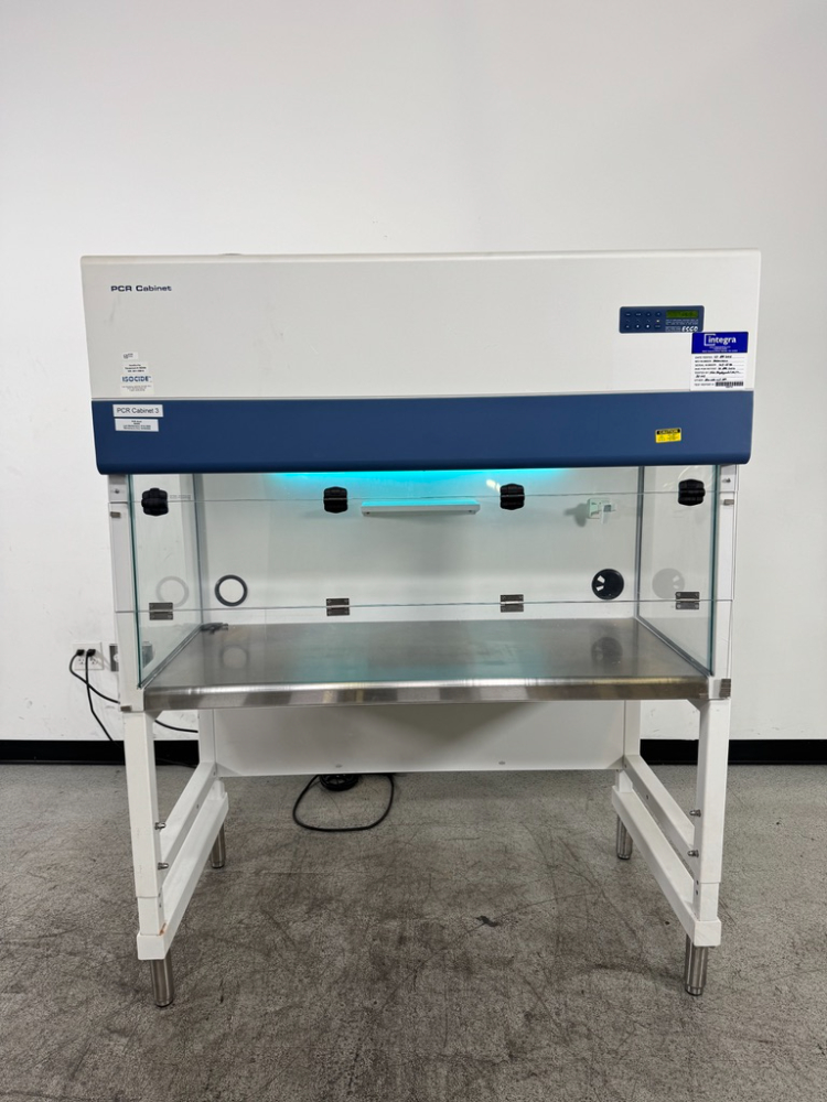 Image of Esco 4' PCR Cabinet